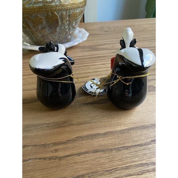 Vintage Looney Tunes Pepe Le Pew Penelope Skunk Warner Bros Salt Pepper Shakers - Picture 4 of 7